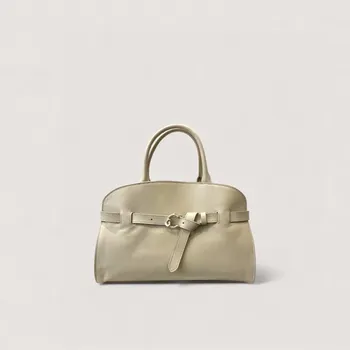 Kabelka COCCINELLE SABINE MEDIUM KOŽENÁ KABELKA SANDSHELL SS26