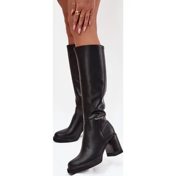 Dámská obuv Dámské musketýrky z přírodní kůže na sloupkovém podpatku, zateplené Vinceza 66826 – černé Velikost: 40