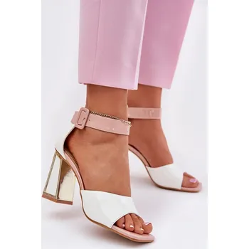 Dámské sandále Dámské lakované sandály na sloupku - bílé Vinceza Velikost: 40