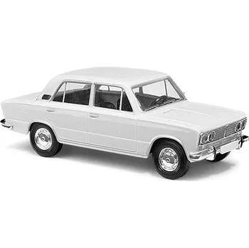 Modelová železnice H0 - Lada 1600, stavebnice / Busch 60200