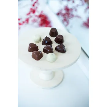 Bonboniéra The Eliré pralinky - dárková krabička Příchuť: arašídové v hořké čokoládě