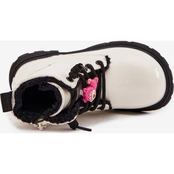 Dívčí sněhule Zateplené dětské lakované botky s přívěskem „Miś“ – bílé Jovellea Velikost: 30