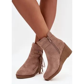 Dámská zimní obuv Dámské zateplené botky na platformě s třásněmi Olivarae – Béžové Velikost: 39