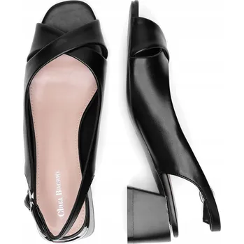 Dámské sandále Clara Barson dámské sandály černé WFA3831-1