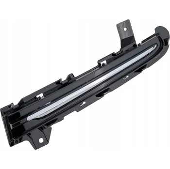 Nárazník VOLVO V40 MASKA NÁRAZNÍKU PŘEDNÍ MŘÍŽKA NÁRAZNÍKU PRAVÁ 2012-2019