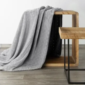 Přehoz na lůžko Deka CINDY - stříbrná