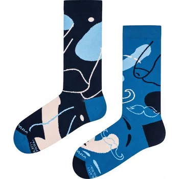 Pánské oblečení TakaPara Penisy a Vousy - ponožky do páru, které k sobě nepatří Velikost: 46-50