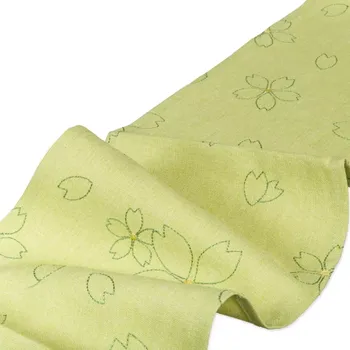 ubrus Běhoun na stůl květovaný zelený 200mm x 1,8m