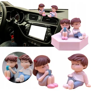 Obraz DEKORACE NA PALUBNÍ DESKU AUTA FIGURKY DÁREK VALENTÝN KELÍMEK PÁR