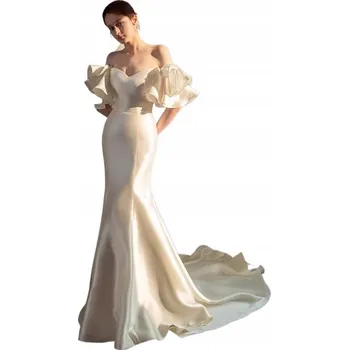 Dámské šaty Svatební šaty střihu mořská panna s iluzorním výstřihem – elegantní saténová róba pro nevěstu