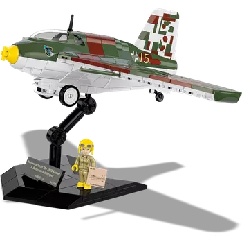 Stavebnice COBI Německé stíhací letadlo Messerschmitt Me 163B Komet & Scheuch-Schlepper COBI 5765 Limited Edition WW II 1:32