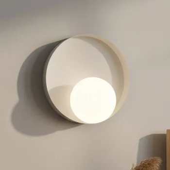Lampička EMIBIG LIGHTING Nástěnné světlo Kido K1, béžové, ocel/sklo, Ø 20 cm - Ø skleněná koule 10 cm; nástěnná přípojná skříňka – Ø 8 cm, výška 3 cm béžová, opálová 1 x 8 W LED - Doprava zdarma