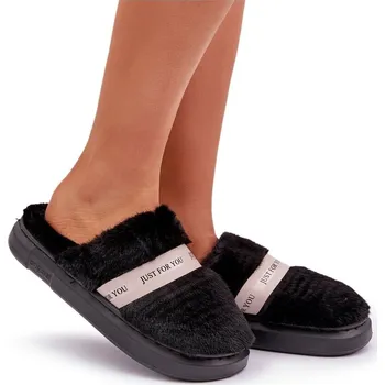 Dámské pantofle PANTOFLE DÁMSKÉ KOŽÍŠKOVÉ S OZDOBNÝM PÁSKEM ČERNÉ 40/41