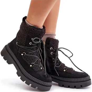 Dámská zimní obuv DÁMSKÉ KOTNÍKOVÉ BOTY Z EKO SEMIŠE S KOŽÍŠKEM TYPU BERÁNEK ČERNÉ 38