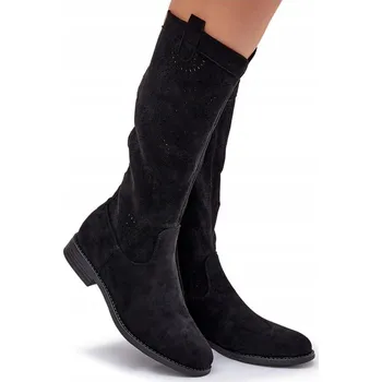 Dámské kozačky Dámské kozačky s děrovaným vzorem na plochém podpatku S.BARSKI HY51-860 ČERNÉ 38