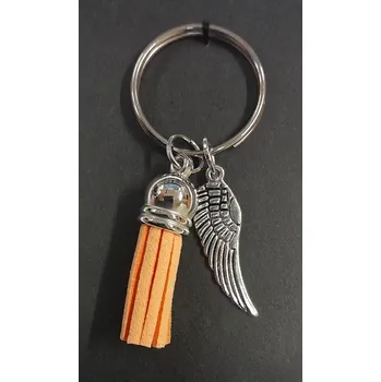 Bižuterie-Klíčenka se střapcem 002