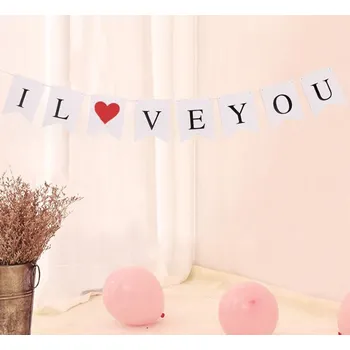 Valentýnská dekorace papírová girlanda I LOVE YOU rozměr prvku 20x16 cm