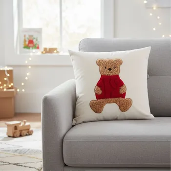 Home Styling Collection Dekorační polštář, vánoční vzor medvídek, ​​bílá 40 x 40 cm