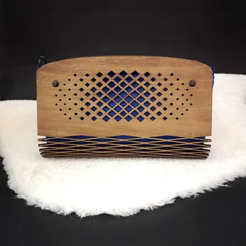 Kabelka AMADEA Dřevěná kabelka tmavě modrá - čtverečky, 25 cm