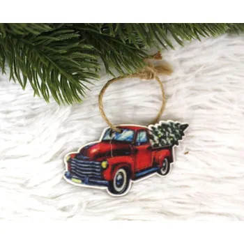 Vánoční dekorace Dřevěná přívěska auto s vánočním stromkem 7,5 x 3,7 cm