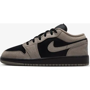 Pánská móda Pánské tenisky Nike 1 LOW SE (GS) EUR 36.5 684030