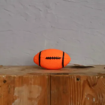 Hračka pro psa Pískací hračka sport oranžový míč 11 cm