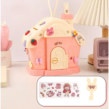 Pokladnička Plastová pokladnička DOMEK KRÓLICZKA s nálepkami 24x18x13 cm RŮŽOVÁ