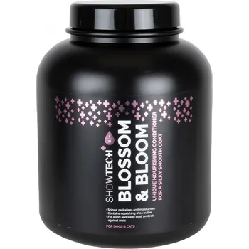 Kosmetika pro psa Show Tech+ Blossom & Bloom Nourishing kondicioner, 4500 ml