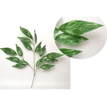 Silikonový list 3-ramienny MANGO 70 cm zeleno-bílý s tečkami - 1 ks