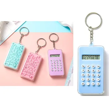 Kalkulačka Elektronická kalkulačka MINI s digitálním displejem a bludištěm 7x3,5x1 cm mix barev