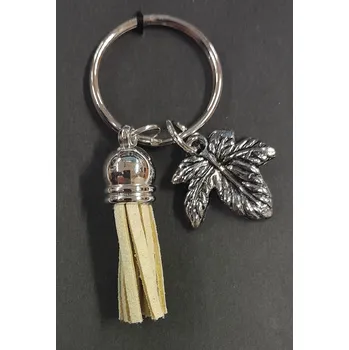 Bižuterie-Klíčenka se střapcem 001