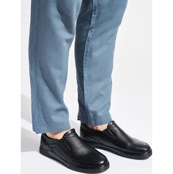 Pánské polobotky Pohodlné pánské černé polobotky 43