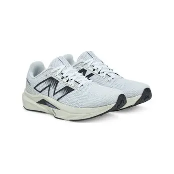 Pánská obuv Běžecké boty New Balance FuelCell Propel v5 MFCPRCW5 Bílá 44