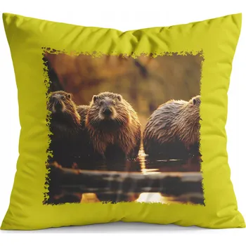 Polštář POLŠTÁŘ ŽLUTÝ DÁREK – MÓDNÍ ZVÍŘATA KAPYBARA
