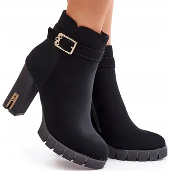 Dámská zimní obuv DÁMSKÉ KOTNÍKOVÉ BOTY ZATEPLENÉ SE ZLATOU PŘEZKOU NA ZIPU ŠIROKÝ PODPATEK ČERNÉ 40