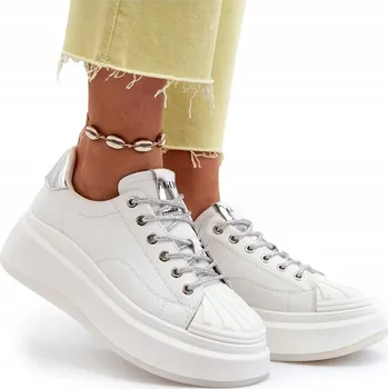 Dámské tenisky Dámské bílé tenisky GOE NN2N4033 - 39