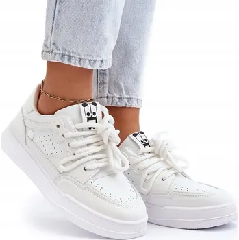 Dámské tenisky DÁMSKÉ TENISKY NA LEHKÉ PLATFORMĚ Z EKOKŮŽE BÍLÉ 39