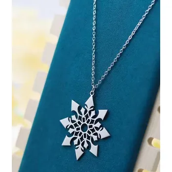 Řetízek Náhrdelník a přívěsek sněhová vločka