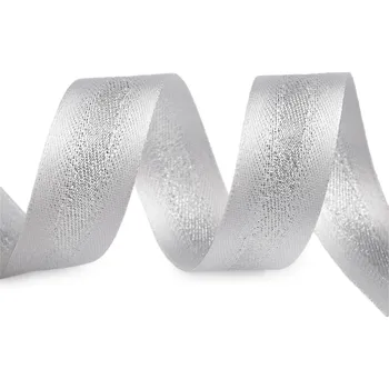 Stuha Atlasová stuha s lurexem oboulící šíře 25 mm, střední, 100 šedá nejsvětlejší stříbrná