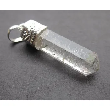 Přívěsek Křišťál broušený na krk zdobený úchyt