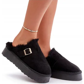 Dámské pantofle Dámské PANTOFLE s hrubou podrážkou, KOŽÍŠEK, zlatá spona, černé, velikost 38