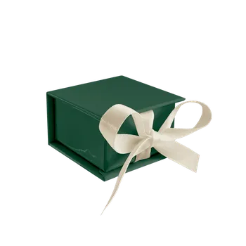 Souprava šperků MINET Zelená magnetická krabička na šperky s béžovou stuhou - 5 x 5 x 3 cm XBJXGC1