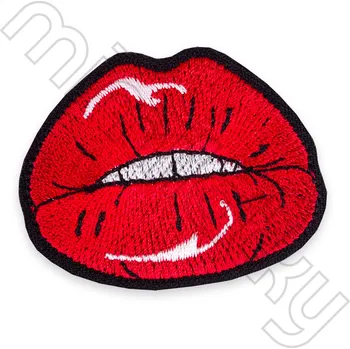 Nažehlovačka rty červené