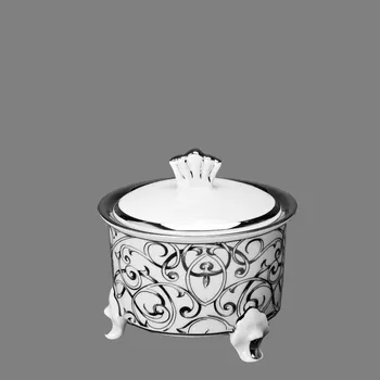 Cukřenka Cukřenka 0,09l Míšeň na třech nožkách platina