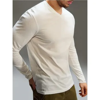 Pánské tričko Sinsay - Bavlněné tričko s dlouhým rukávem a výstřihem do V - krémová - 650IE-01X - 650IE-01X-L