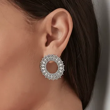 Náušnice Výjimečné elegantní kruhové náušnice „Bloom“ z chirurgické oceli č. 1904