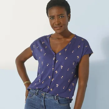 Dámské tričko Tričko na knoflíčky s výstřihem do V, s potiskem třešní nám.modrá/zlatá 52