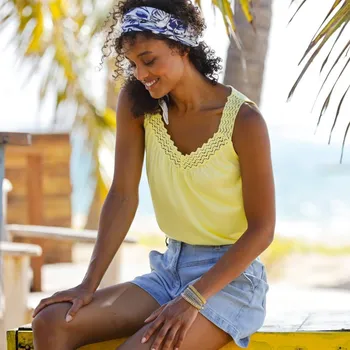 Dámské tričko Top s macramé výstřihem a ramínky žlutá 34/36