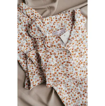 Dámské pyžamo Na kutě Na kutě: Mušelínové klasické pyžamo Oranžová kvítka Velikost: M