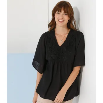 Dámské tričko Tunika s krajkou a širokými 3/4 rukávy černá 46